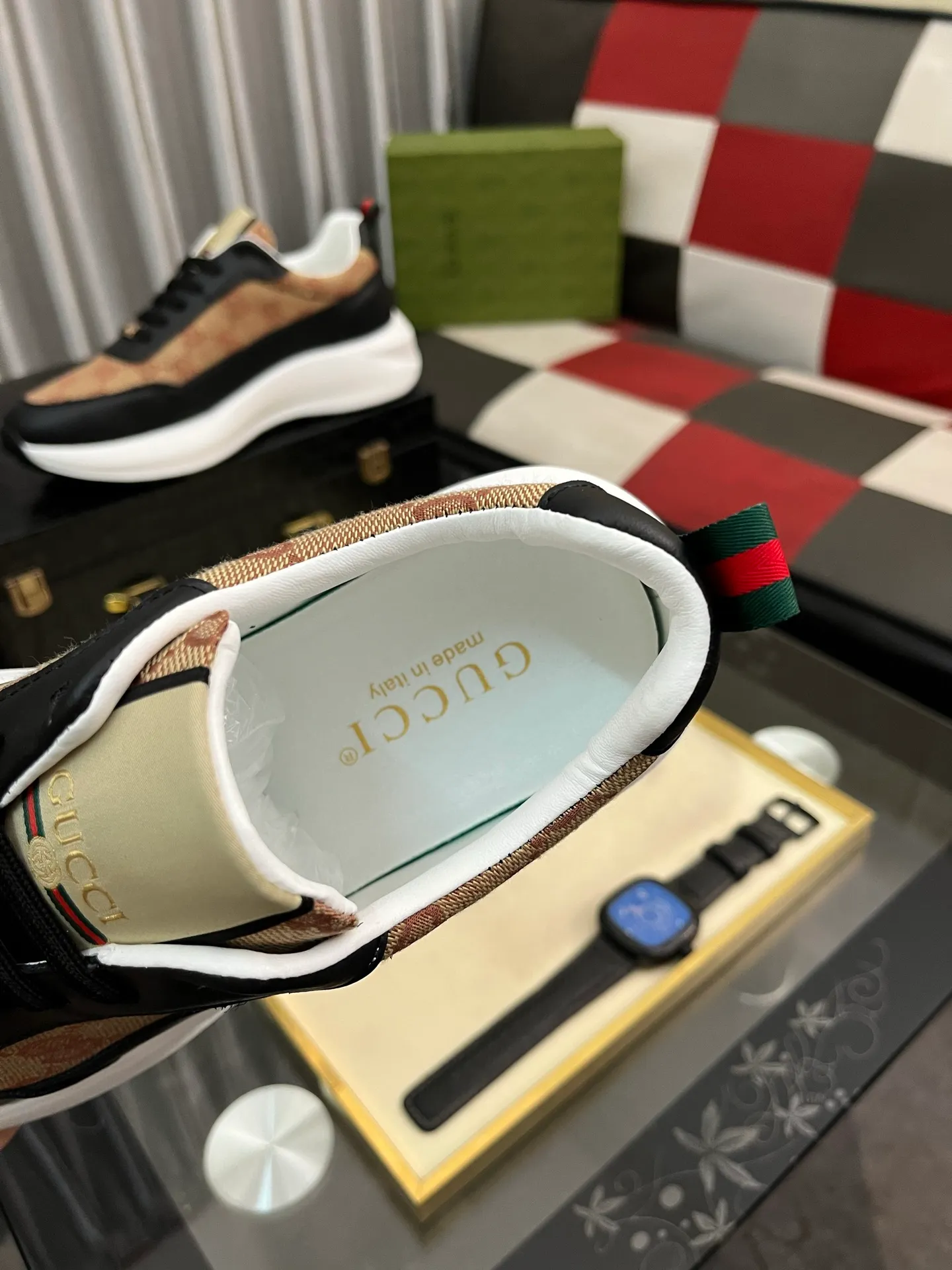 Men's Men's Shoes💰440⌚️⌚️【GUCCI】Gucci men's latest white shoe series casual shoes! The official website is built 1:1. Upper: Made of imported cowhide, with electric embroidery ➕Inner lining: Made of high-quality first-layer pigskin, soft and comfortable. Picky material selection and exquisite workmanship give you the best enjoyment. Size: 38-444️⃣Colors available